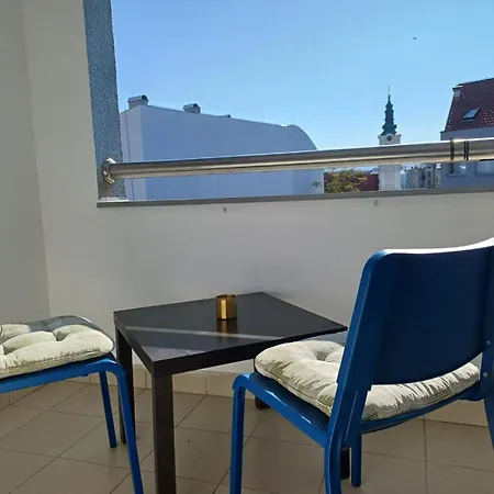 Apartment Centrum - Free Private Parking Novi Sad Exterior photo